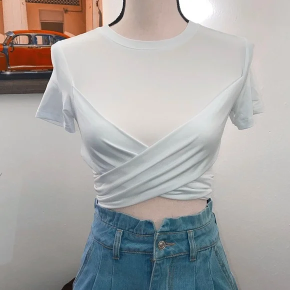 Cross wrap top - Picture 2 of 3